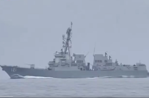 پاسداران انقلاب کا آبنائے ہرمز میں کسی بھی فوجی جہاز کوسخت جواب دینے کا انتباہ