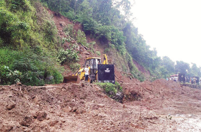 Such scenes are seen in Raigad during rainy days (File)