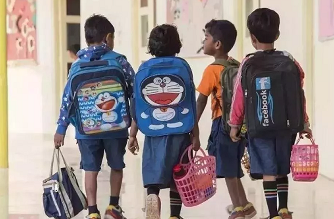 بیڑ کے ایک اسکول میں عیسائی مذہب کی تبلیغ کا الزام