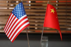 ٹرمپ کا چین پر ایران کو اسلحہ دینے کا الزام، چین کی تردید