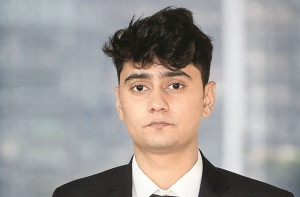 عفان انصاری کا مدنپورہ سے یورپ تک کا تعلیمی سفر، طلبہ کیلئے مشعل راہ