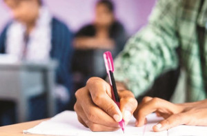 ایم پی ایس سی امتحان میں عمدہ کارکردگی والے طلبہ سے پوچھ تاچھ