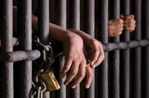 میگڈو جیل میں فلسطینی قیدی بھوک، طبی غفلت اور تشدد کا شکار: تشویشناک رپورٹ