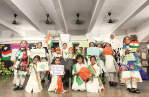  اسکولوں میں منعقدہ یوم آزادی کی تقریبات میں طلبہ نے جوش وخروش سے حصہ لیا