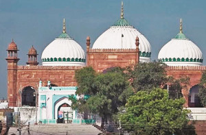 شاہی عیدگاہ میں بھگوا عناصر کی شرانگیزی کا اندیشہ، سیکوریٹی انتظامات سخت