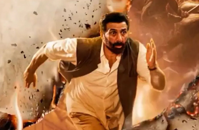 فلم ’’بٹوارہ ۱۹۴۷ء‘‘ کی تشہیر کے لیے سنی دیول اور کرن دیول پٹنہ پہنچے 