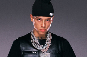 برطانوی ریپر سینٹرل سی کا لائیو اسٹریم میں کلمہ شہادت پڑھ کر قبولِ اسلام