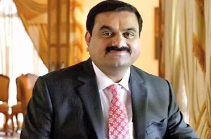 گوتم اڈانی نے پیپر پینتی پاور پروجیکٹ کا جائزہ لیا