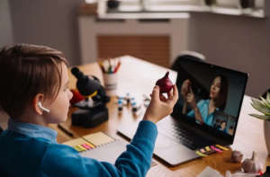 جنریشن زی، ملینئیلز سےکم ذہین: سائنسی تحقیقات؛ بین نسلی آئی کیو میں پہلی بار کمی