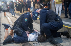 آسٹریلوی پولیس کا اعتراف: ہرزوگ کے دورے کے دوران نمازیوں کے ساتھ زبردستی کی گئی