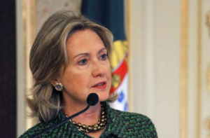 ہلیری کلنٹن کی ایپسٹین سے روابط کی تردید، ٹرمپ سے پوچھ گچھ کرنے کا مشورہ دیا