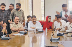 ممبرا : ٹریفک جام  کے مسئلہ کے پیش نظراین سی پی اور محکمہ ٹریفک کی میٹنگ