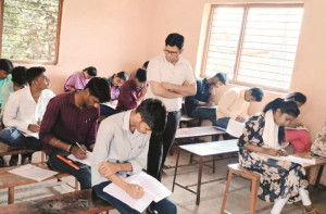 ناندیڑ: ڈرون، کیمروں اور زوم کاسٹ کے ذریعے امتحانی مراکزکی نگرانی