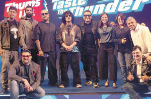 ہنومانکائنڈ اور وشال ددلانی نے یہ طوفانی گیت تیار کیا ہے