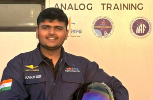 ۱۷؍سالہ آدتیہ پانڈیا سب سے کم عمر مرد اینالاگ خلا باز بنے