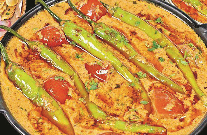 Bhari Hui Mirchi Ka Salan. Photo: INN