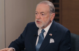 اسرائیل کو پورے مشرق وسطیٰ پر قبضہ کرنے کا انجیلی حق ہے: امریکی ایلچی ہکابی