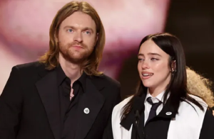 گریمی ۲۰۲۶ء: بلی ایلش، ٹیڈ بنی، جسٹن بیبر سمیت کئی فنکاروں کی ٹرمپ پر تنقید