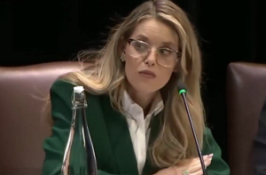 امریکہ: اسرائیلی جارحیت کو نسل کشی کہنے پرمذہبی آزادی کمیشن کی سربراہ پرتنقیدوں