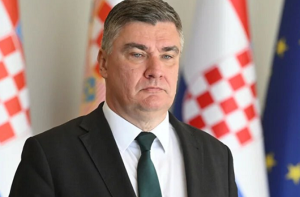 کروشین صدر نے ’’ناقابل قبول طرز عمل‘‘ پر اسرائیل کے ساتھ فوجی تعاون معطل کردیا