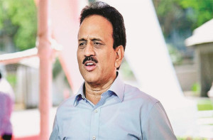 یوم جمہوریہ کے پروگرام میں امبیڈکر کا تذکرہ نہ کرنے پرگریش مہاجن کیخلاف ناراضگی