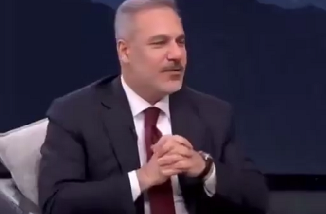 ترکی کےوزیر خارجہ کی غزہ کی انتظامیہ کی قومی کمیٹی کے سربراہ سے ملاقات