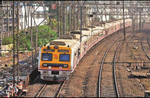 باندرہ میںہاربرلائن کا بریج توڑنے کی خبروںکوریلوے انتظامیہ نے بے بنیادبتایا