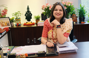 سینئر آئی اے ایس افسرمنیشا مہیسکر مہاراشٹر کی ایڈیشنل چیف سیکریٹری (داخلہ) مقرر