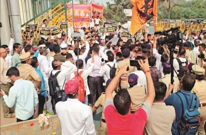 میرابھائندر میں مراٹھی میئر کا مطالبہ کیا جارہا ہے