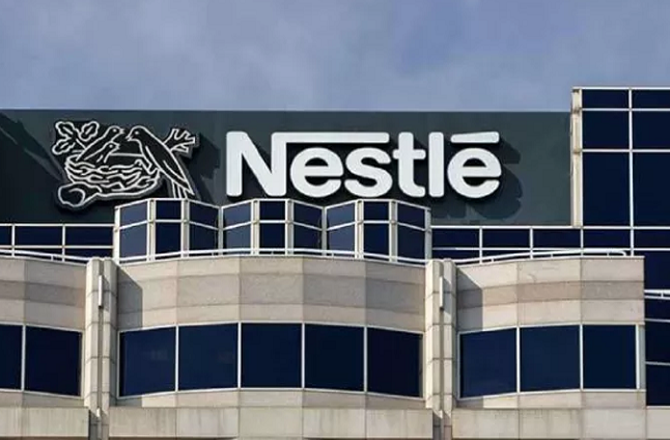 غزہ کے حق میں بائیکاٹ مہم کا اثر؟ نیسلے میں بڑے پیمانے پر کٹوتیاں