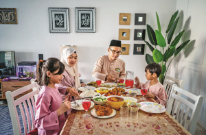 آج آپ وہ آیت بھی سنیں گے جس میں کہا گیا: میں نے دین کو تمہارے لئے مکمل کردیا