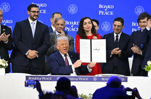 داؤس: عالمی لیڈروں نے غزہ ’بورڈ آف پیس‘ منشور پر دستخط کئے 