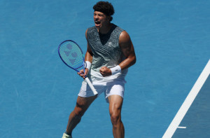 آسٹریلین اوپن: بین شیلٹن اور لورینزو موسٹی دوسرے راؤنڈ میں داخل 