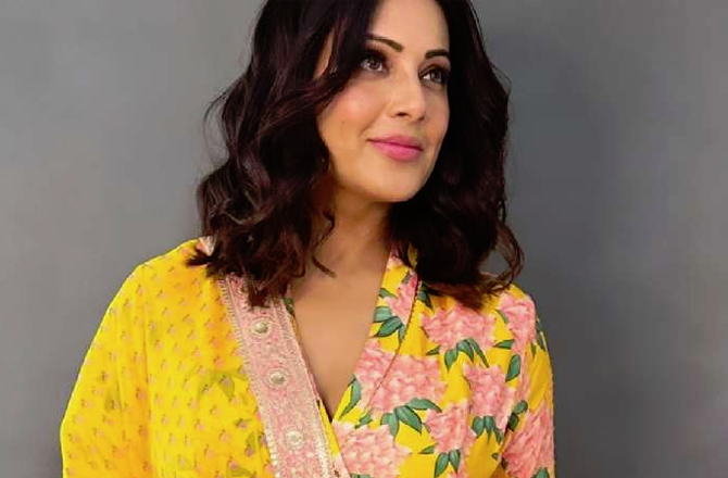 &nbsp;سنسنی خیز عناصر سے بھرپور فلم &nbsp;رازناظرین میں بے حد مقبول ہوئی اور بپاشاباسو کو اپنی زبردست اداکاری کے لیے فلم فیئر کے بہترین اداکارہ کے ایوارڈ کے لیے نامزد کیا گیا۔&nbsp;