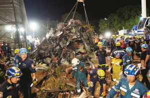تھائی لینڈ میں چلتی ٹرین پر کرین گر گیا، ۲۹؍افراد ہلاک ، ۶۴؍ سے زائد افرادزخمی