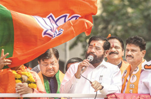 ’’ممبئی کے میئر کا فیصلہ سوئزرلینڈ سےوزیر اعلیٰ فرنویس کی  واپسی کے بعد ہو گا ‘‘