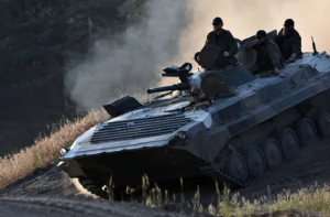 ایران: ۶۰؍ ہزار غیرقانونی ہتھیار ضبط، تہران منتقل کئے جارہے تھے، موساد پر الزام