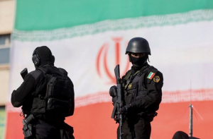 ایران کے سینئر فوجی کمانڈروں نے فوج کے اتحاد کو دشمن کے خلاف ایک ہتھیار قرار دیا