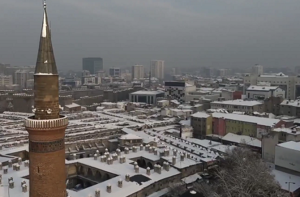 وسطی اناطولیہ میں شہری ترقیاتی منصوبے کے دوران تقریباً۹۰۰؍ سال پرانامدرسہ دریافت