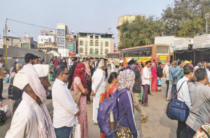 مالیگاؤں: نیا بس اسٹینڈ کی بدنظمی سےمسافر ’بے بس