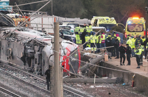اسپین میں بھیانک ٹرین حادثہ، تیز رفتار ٹرینیں ٹکراگئیں، ۳۹؍ ہلاک
