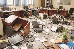 مغربی بنگال:ایس آئی آرکیخلاف عوام کاغصہ پھوٹ پڑا،بی ڈی او دفتر میں توڑ  پھوڑ 