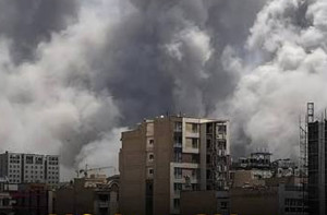 امریکہ کے ایران پر ایک بار پھر فضائی حملے شروع