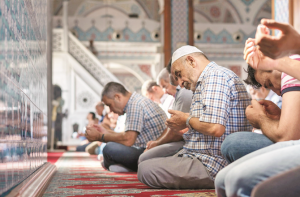 تقویٰ:خوفِ خدا، عبدیت کا شعور اور جوابدہی کا احساس پیدا کرتا ہے