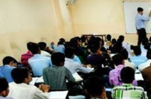 ۲۰۲۲ء کے بعد اقلیتی طلبہ کیلئے نئی مرکزی اسکالرشپس بند: پارلیمنٹ میں مرکزکی دلیل