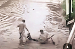 پربھنی : ۲؍ نوجوانوں کی حاضر دماغی سے بچے کی جان بچ گئی 