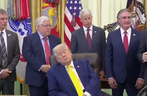ٹرمپ کے عہدیدار ایپسٹین تنازع پر اندرونی گھبراہٹ کا شکار: نئی کتاب میں انکشاف
