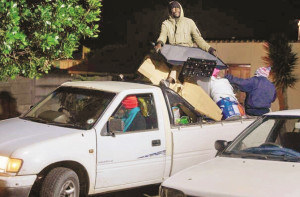 جنوبی افریقہ : تارکین وطن مخالف ہجوم کے گھر گھر چھاپوں سے دہشت کاماحول