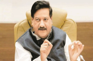 ’’ملک میں آمریت تھوپنے کی کوشش ہو رہی ہے‘‘