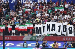 فیفا ۲۶: ’ایران، ایران‘ کے نعروں نے اختلافات مٹا دیئے، میچ اتحاد کی علامت بن گیا